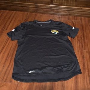 NWOT youth M dry fit Nike jaguar shirt